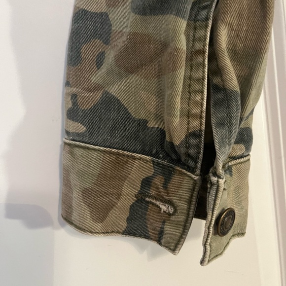 Free People Cropped Denim Camo Jacket - Picture 12 of 13